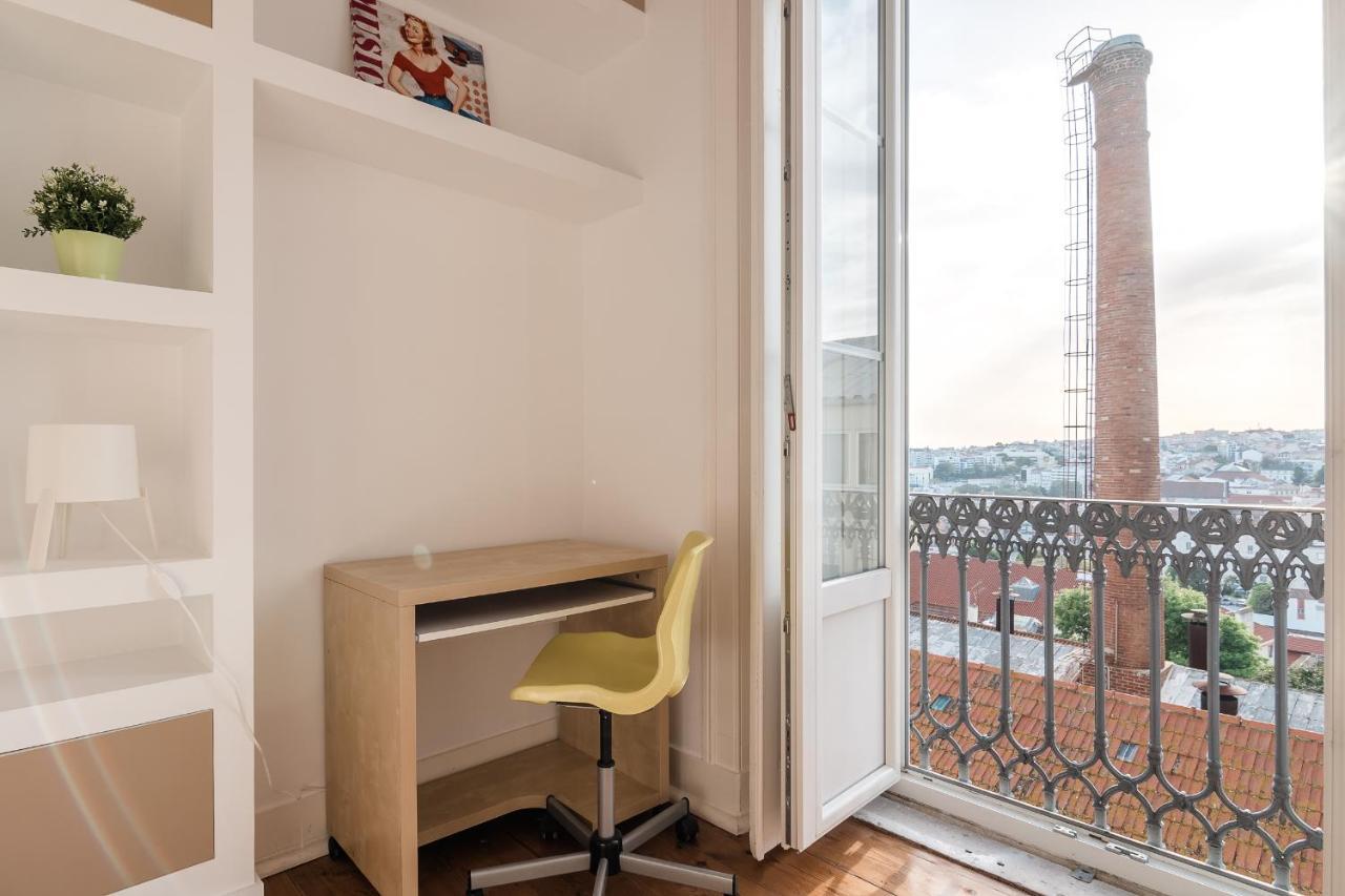 Elegant 3 Bedroom Flat With View In Principe Real Lisbon Bagian luar foto
