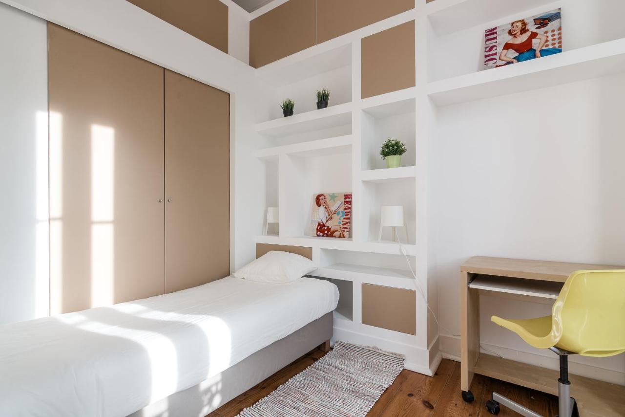 Elegant 3 Bedroom Flat With View In Principe Real Lisbon Bagian luar foto
